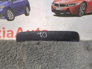 Запчасть накладка на порог салона задняя левая Toyota Camry