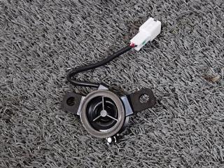 Запчасть динамик передний правый Kia Sportage