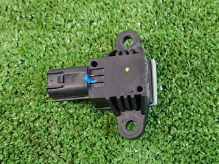 Запчасть датчик удара Hyundai Santa Fe