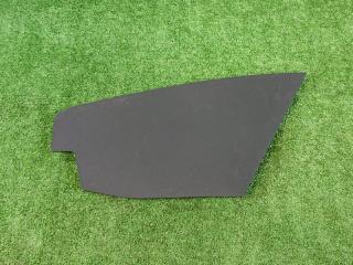 Запчасть накладка консоли правая Kia Sportage