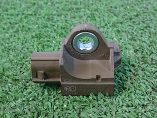 Запчасть датчик удара Mazda 6