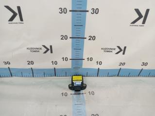 Фото запчасти датчик ускорения Toyota Highlander 2012 Б/У запчасть Запчасть датчик ускорения Toyota Highlander 2012