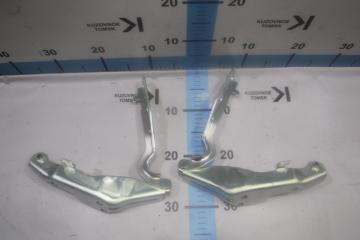 Петля капота SsangYong Kyron 2005-2015 Б/У Петля капота SsangYong Kyron 2005-2015