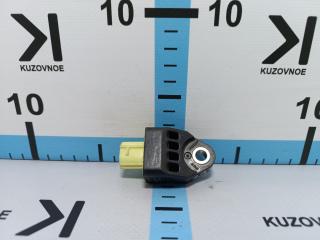 Датчик Air Bag Toyota Camry 2013 Б/У Датчик Air Bag Toyota Camry 2013