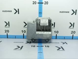 Блок управления Air Bag Volkswagen Passat 2012 Б/У Блок управления Air Bag Volkswagen Passat 2012