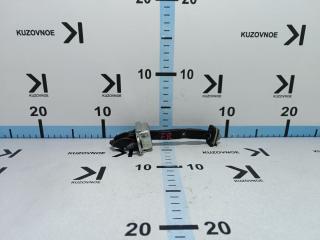 Запчасть ограничитель двери передний правый Ford Fiesta 2008