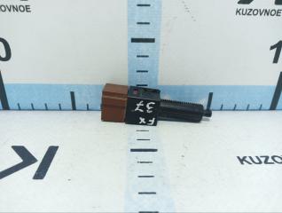 Датчик включения стоп-сигнала (лягушка) FX35 2009 S51 VQ35HR