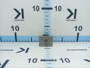 Кнопка обогрева стекла Ford Focus 2008