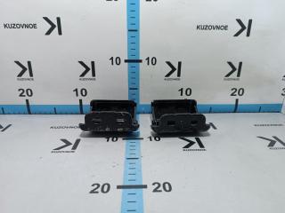 Запчасть петля крышки багажника Volvo XC90 2009