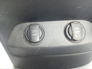 Центральная Консоль (Подлокотник) Sorento 2015 UM D4HA