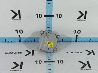 Моторчик Заслонки Отопителя Genesis GV70 2021