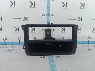 Накладка на торпедо Volkswagen Polo 2009-2020 Б/У Накладка на торпедо Volkswagen Polo 2009-2020