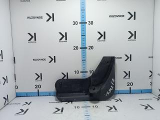 Запчасть брызговик передний правый Лада Веста 2016