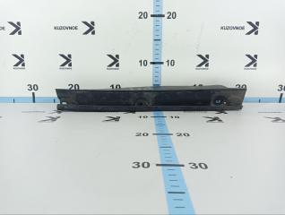 Запчасть накладка уплотнитель крыла передняя правая Mazda CX-5 2013