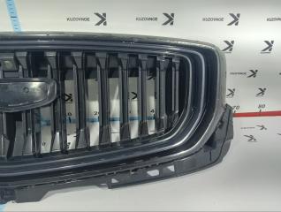 Решетка радиатора Geely Monjaro KX11