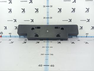 Накладка под номер Toyota Land Cruiser 2008-2021 Б/У Накладка под номер Toyota Land Cruiser 2008-2021