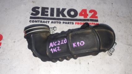 Запчасть патрубок воздухозаборника Toyota Raum 2003