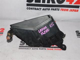 Фото запчасти блок предохранителей Lexus IS250 2005 контрактная запчасть Запчасть блок предохранителей Lexus IS250 2005