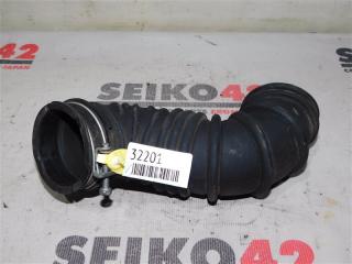 Запчасть патрубок воздухозаборника Toyota Isis 2005