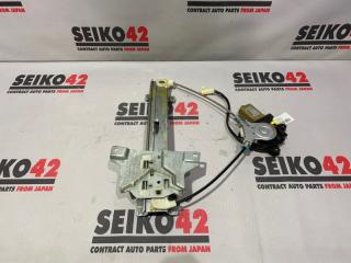 Запчасть мотор стеклоподъемника задний правый Toyota Cresta 2000