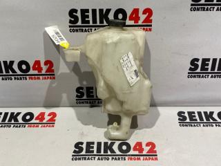 Фото запчасти бачок расширительный Nissan Serena 2005 контрактная запчасть Запчасть бачок расширительный Nissan Serena 2005