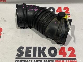 Запчасть патрубок воздухозаборника Subaru Legacy 1998