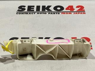 Фото запчасти крепление бампера переднее левое Nissan Dualis 2008 контрактная запчасть Запчасть крепление бампера переднее левое Nissan Dualis 2008