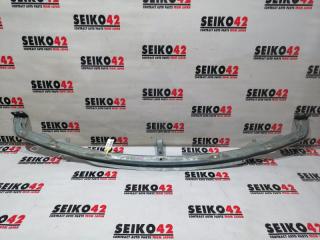 Запчасть жесткость бампера передний Nissan Bluebird 1998