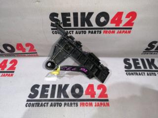 Запчасть крепление бампера переднее правое Honda Fit 2010