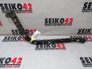 Крепление бампера заднее правое Honda Fit Shuttle 2012