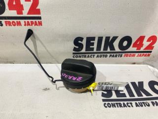 Запчасть пробка бензобака Toyota Voxy 2010