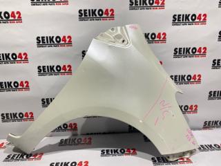 Крыло переднее правое Toyota Vitz 2008