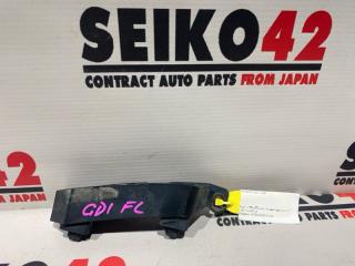 Запчасть крепление бампера переднее левое Honda Fit 2003