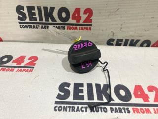 Запчасть пробка бензобака Toyota Voxy 2010