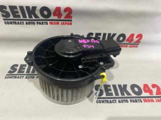 Запчасть мотор печки Toyota Sienta 2017