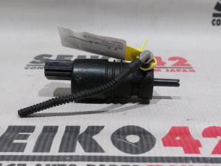 Запчасть мотор омывателя BMW 5-Series 2011