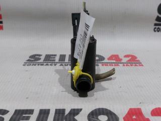 Запчасть мотор омывателя передний Mitsubishi Pajero IO 2001