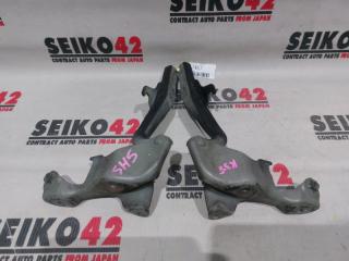 Запчасть крепление капота переднее Subaru Forester 2009