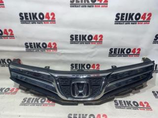 Решетка радиатора передняя Honda Fit Shuttle 2012