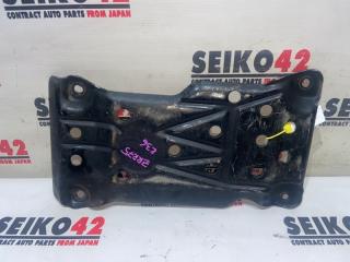 Запчасть защита редуктора задняя Toyota Voxy 2010