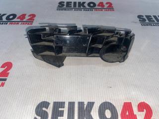 Запчасть крепление бампера заднее правое Toyota Sienta 2017