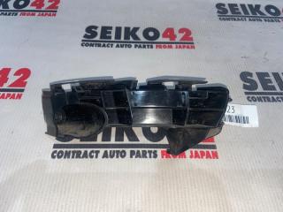 Запчасть крепление бампера заднее левое Toyota Sienta 2017