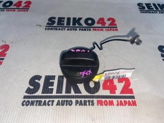 Запчасть пробка бензобака Toyota Voxy 2015