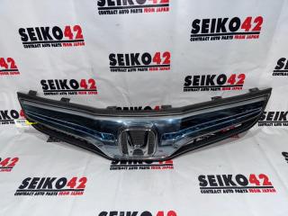 Решетка радиатора передняя Honda Fit 2011