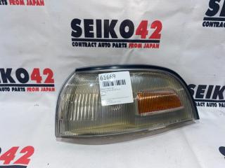 Запчасть габарит передний левый Toyota Sprinter 1993