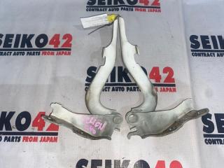 Запчасть крепление капота переднее Toyota Allion 2003