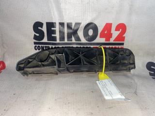 Фото запчасти крепление бампера переднее левое Lexus IS250 2007 контрактная запчасть Запчасть крепление бампера переднее левое Lexus IS250 2007