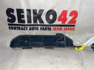 Запчасть крепление бампера переднее правое Honda Mobilio 2001