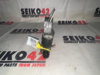 Запчасть мотор омывателя задний Mitsubishi Pajero IO 2001