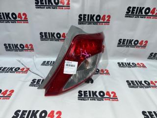 Запчасть стоп задний правый Toyota Vitz 2011